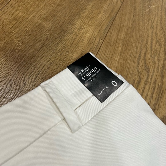 NWT New York and Company The Bleecker short - Size 0 - Picture 4 of 7